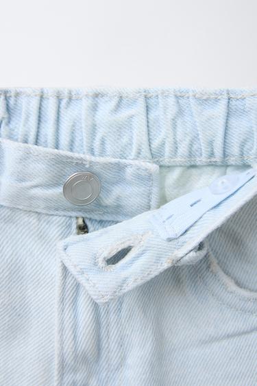 BERMUDA EN DENIM DÉCHIRÉ - Bleu ciel de Zara - Image 2