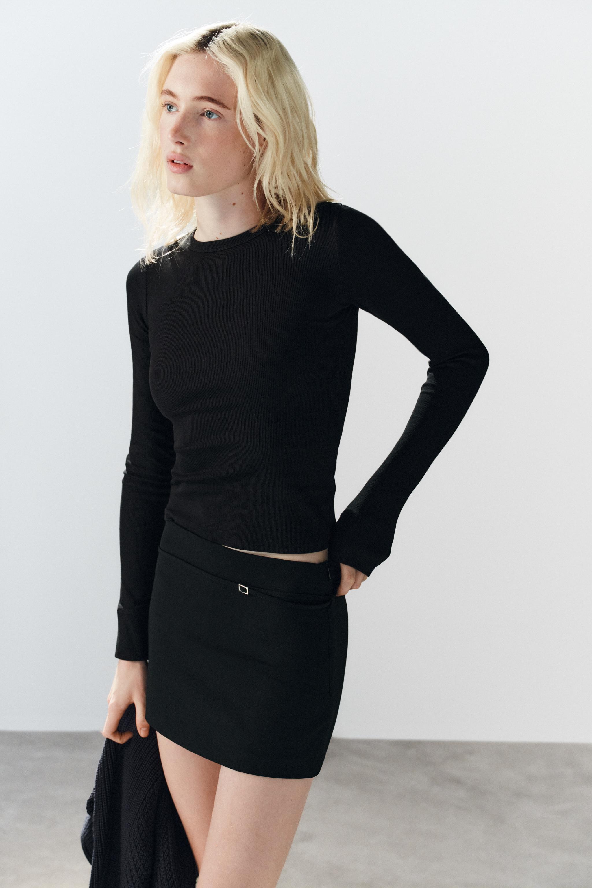 RIBBED SNAP T-SHIRT
