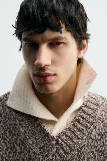 WOOL BLEND TEXTURED JUMPER - Burgundy by Zara