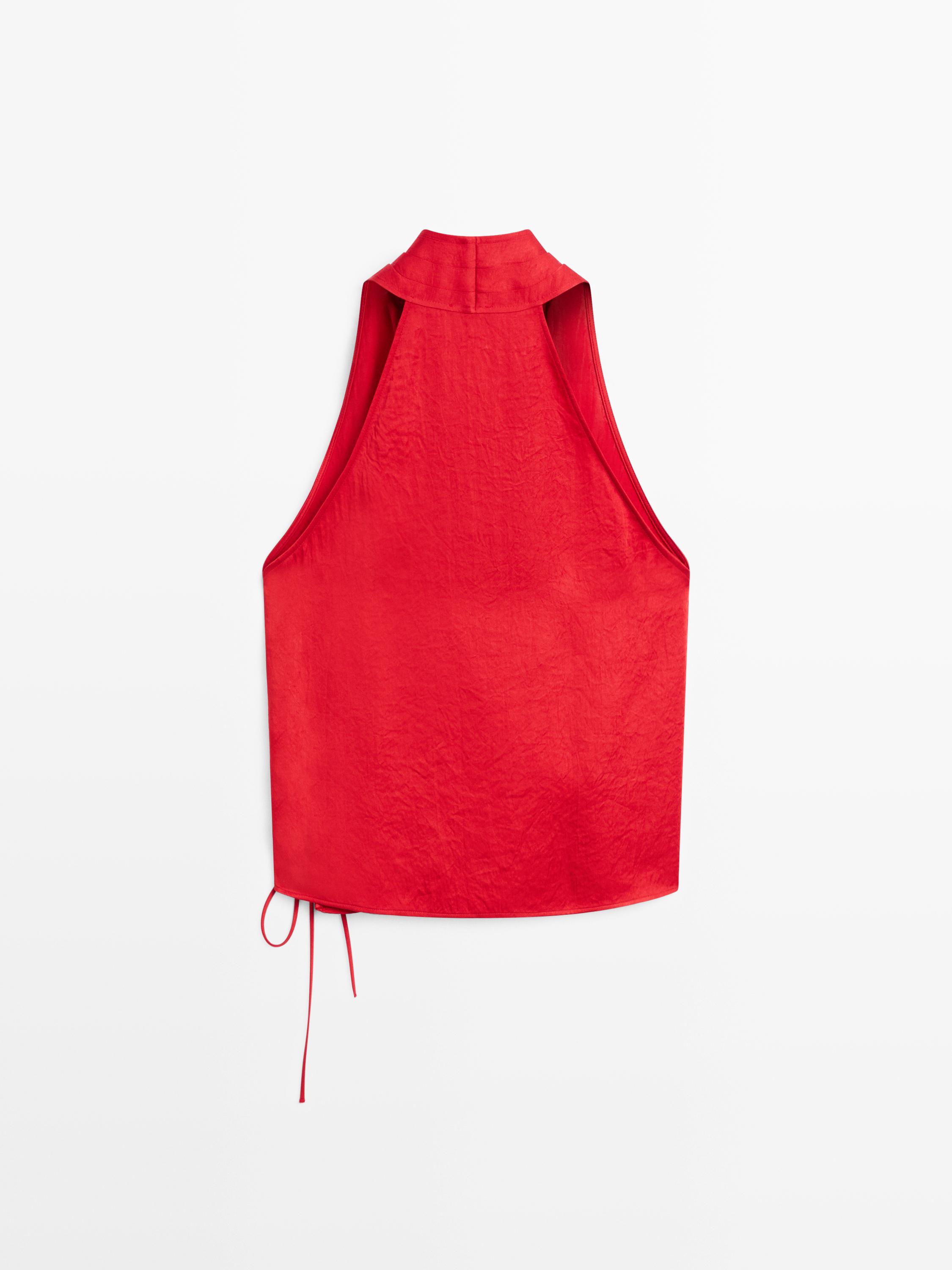 Flowing wrap top