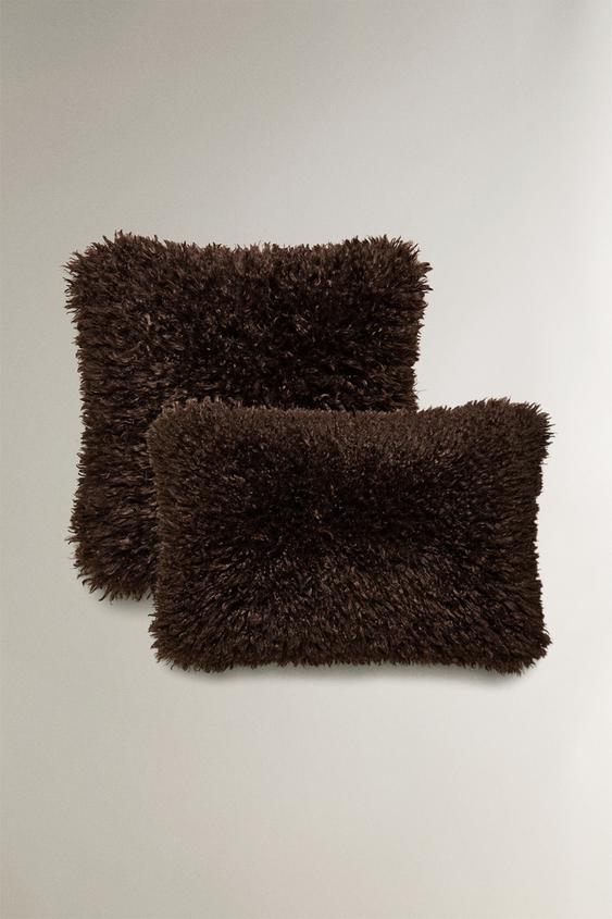 FUNDA COJÍN PELO ONDA - Marrón de Zara - Imagen 0