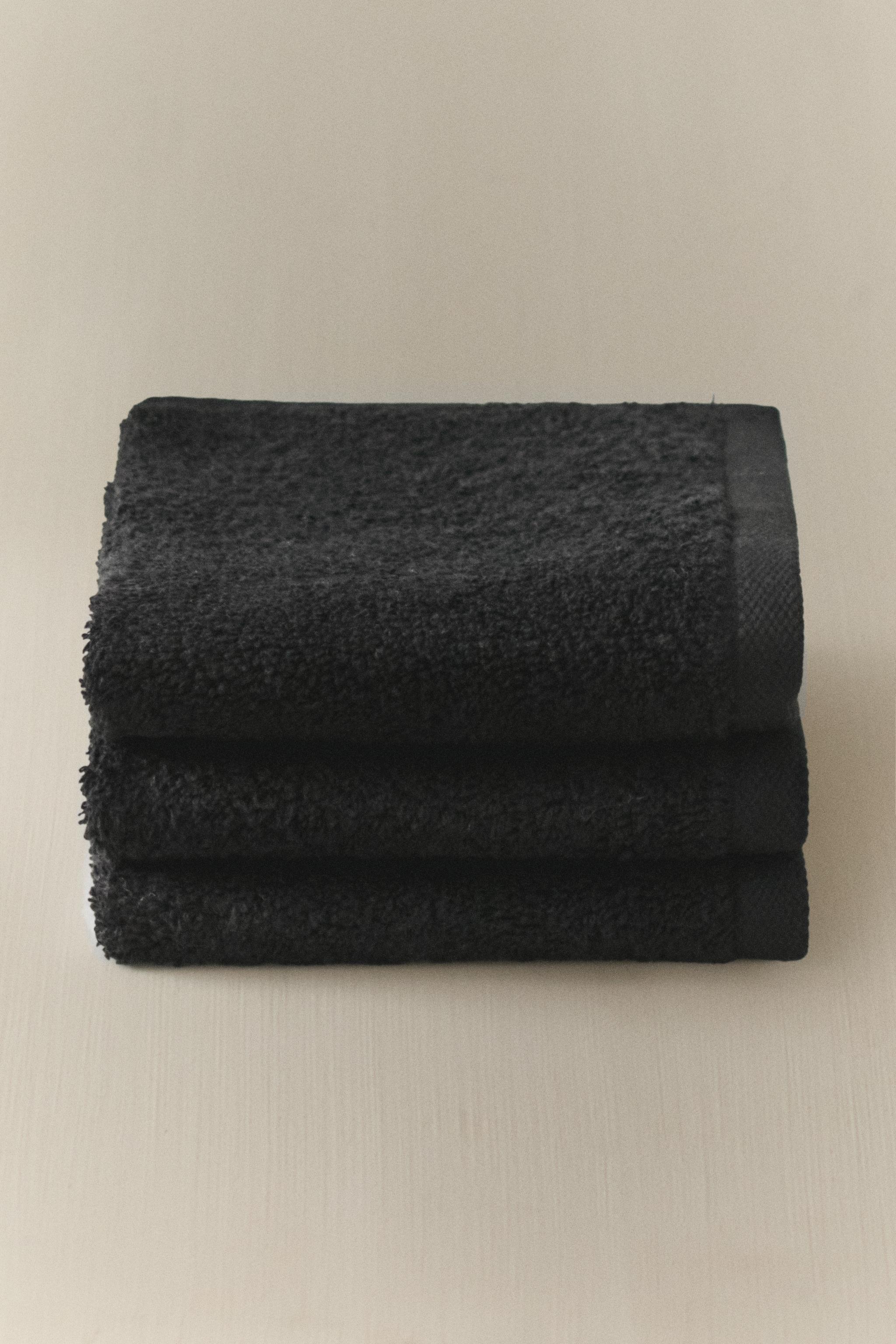 PACK OF COTTON HAND TOWELS (PACK 3)