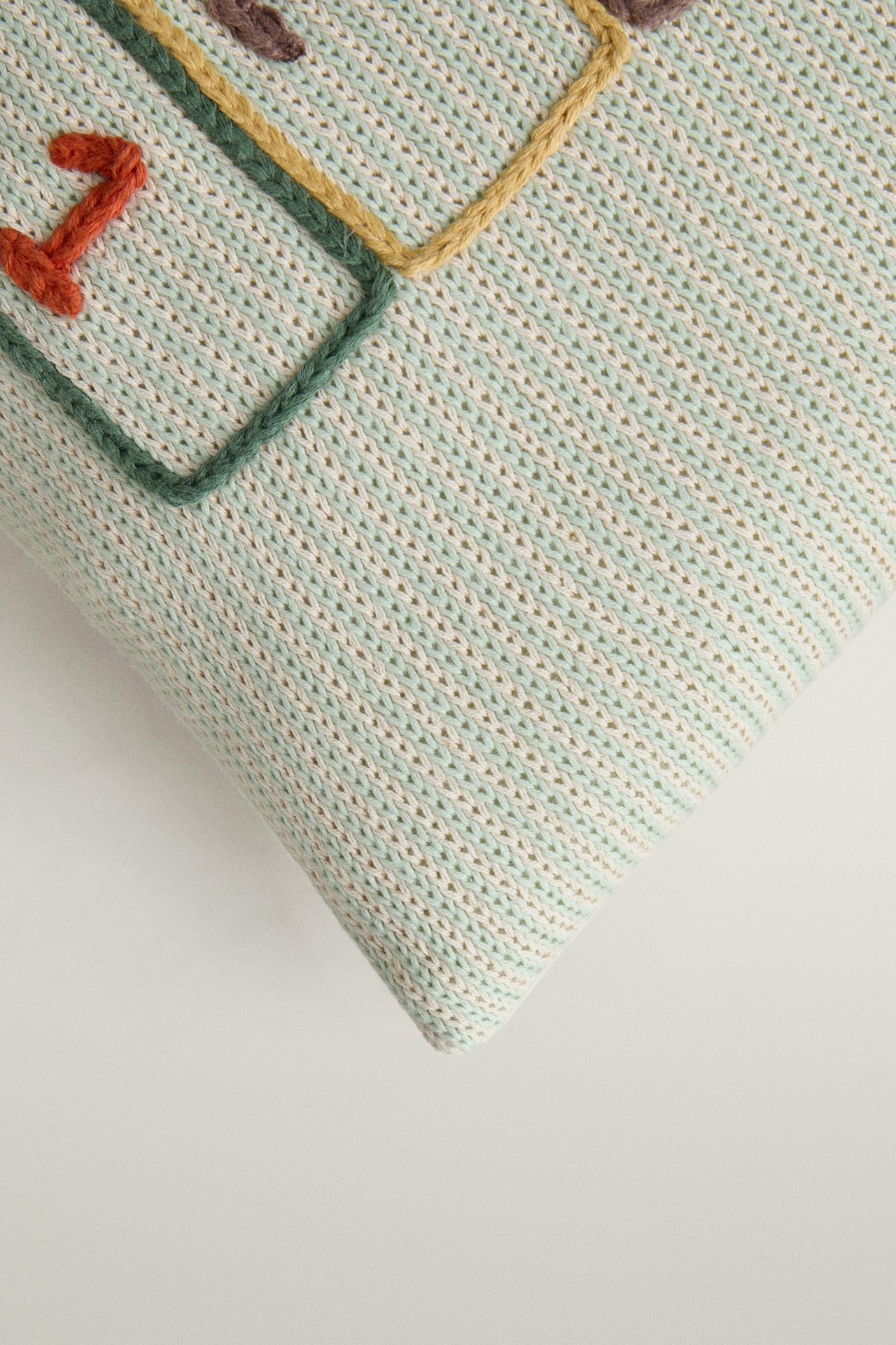 KIDS’ COTTON HOPSCOTCH CUSHION — Green