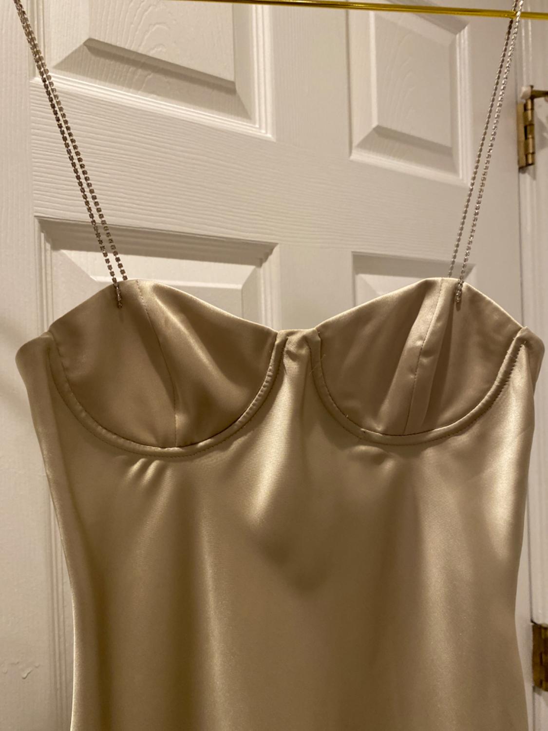 VESTIDO SATINADO TIRANTES JOYA - Image 6