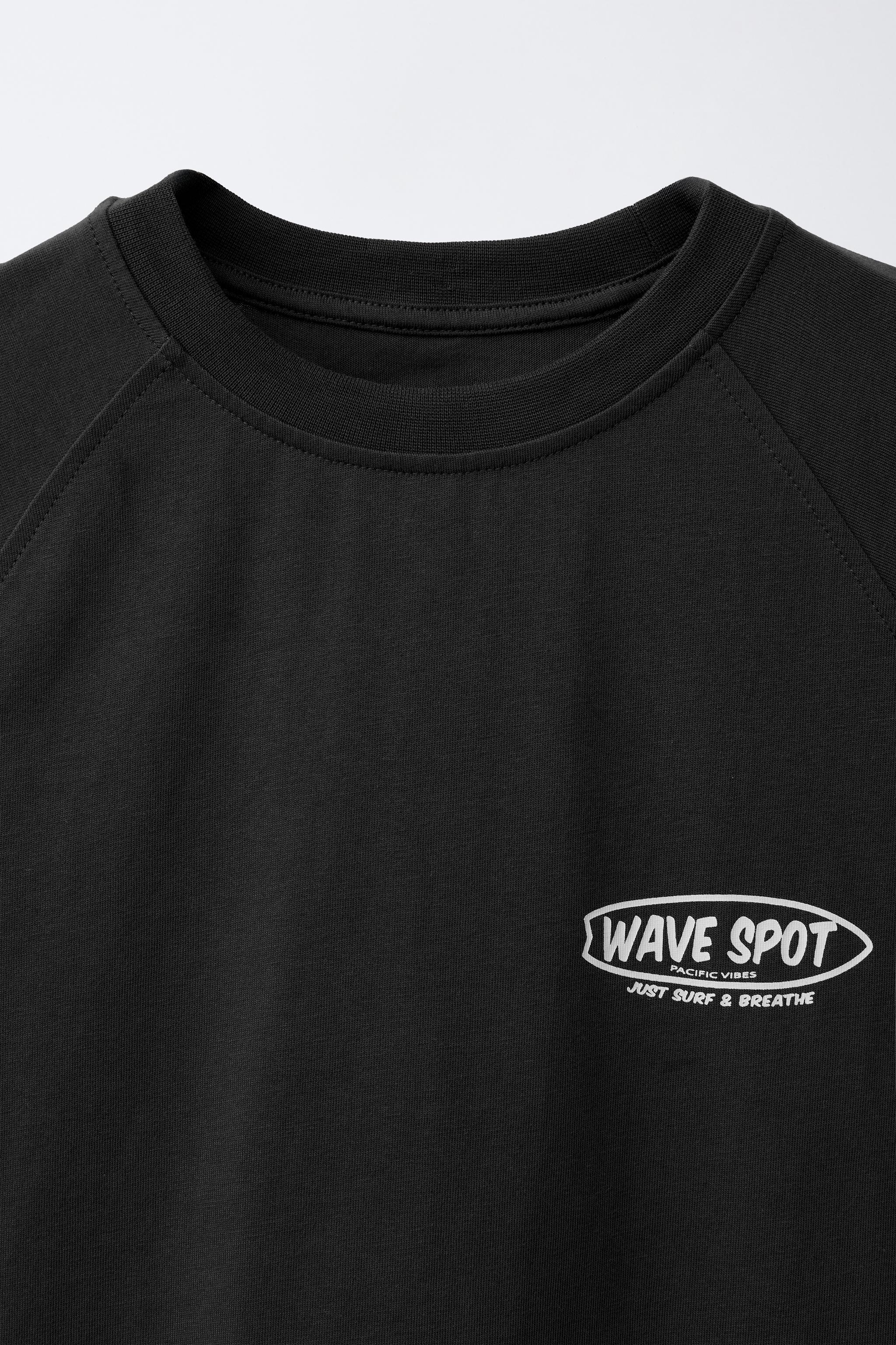 T-SHIRT AND SHORTS SET WITH TEXT