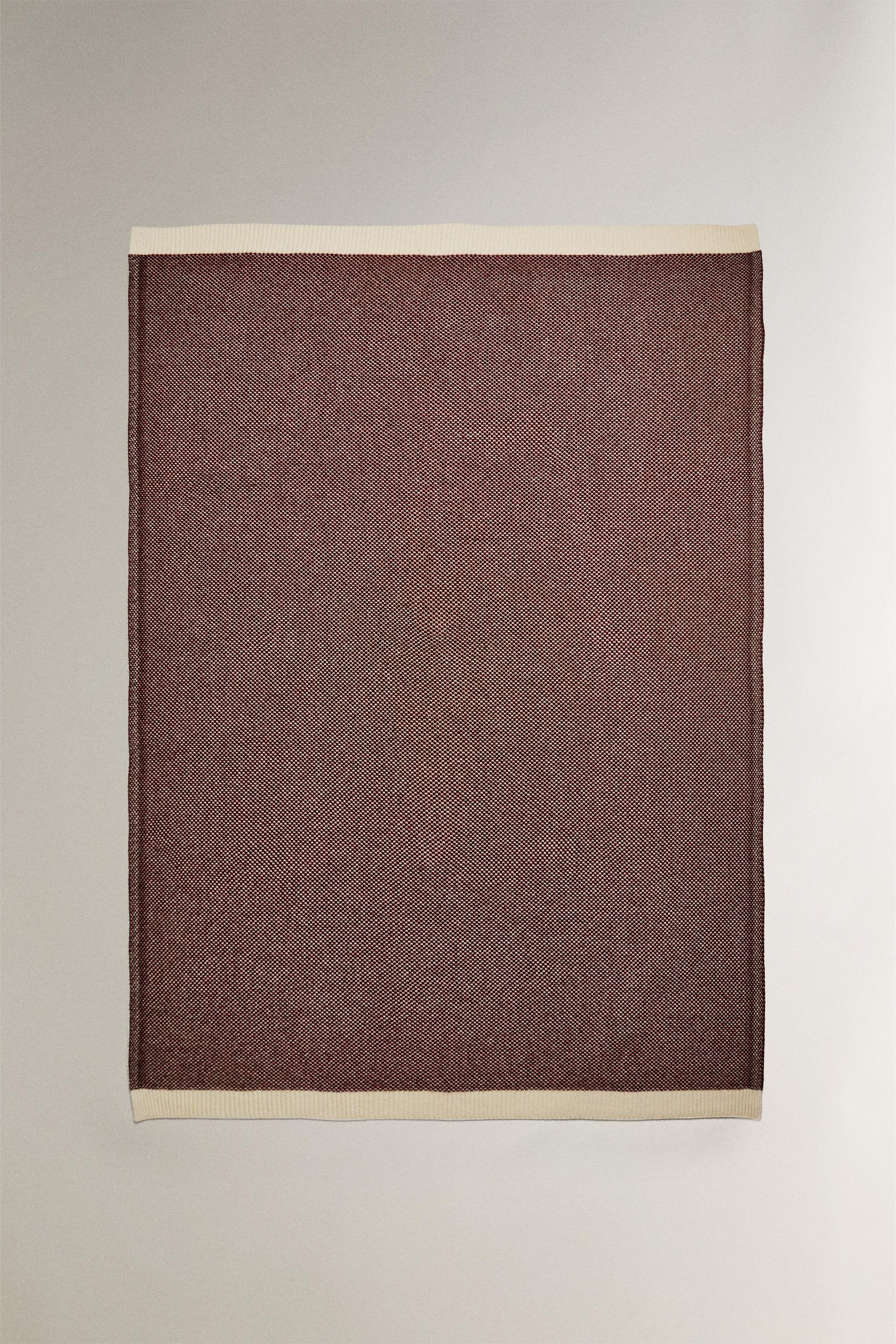 CHRISTMAS JACQUARD KNIT BLANKET