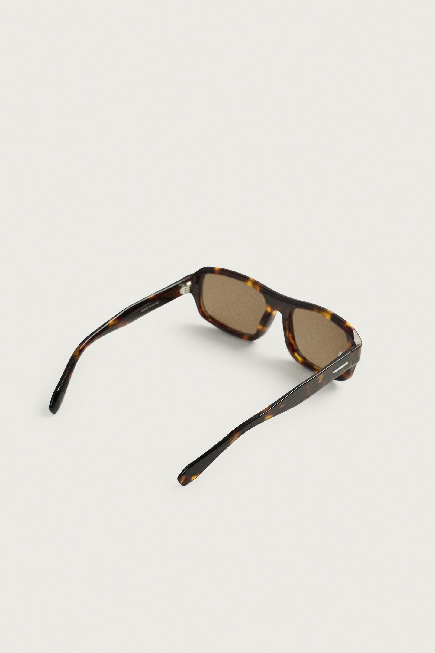 Мужские солнцезащитные очки Zara Rectangular Sunglasses, цвет: Черепаховый ракушечный — фото 6