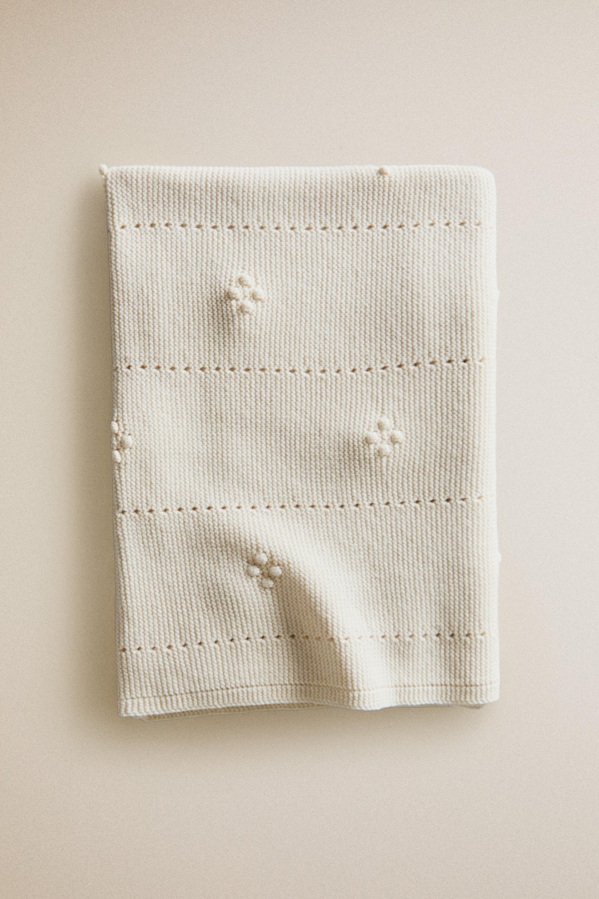 BABY OPENWORK COTTON BLANKET — Ecru