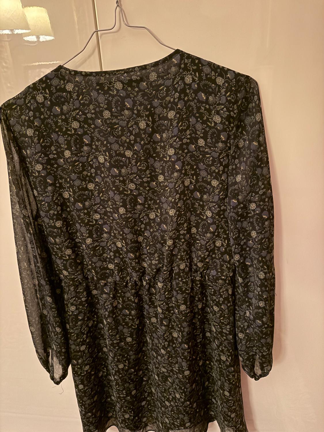 CONTRASTING FLORAL DRESS - Image 2