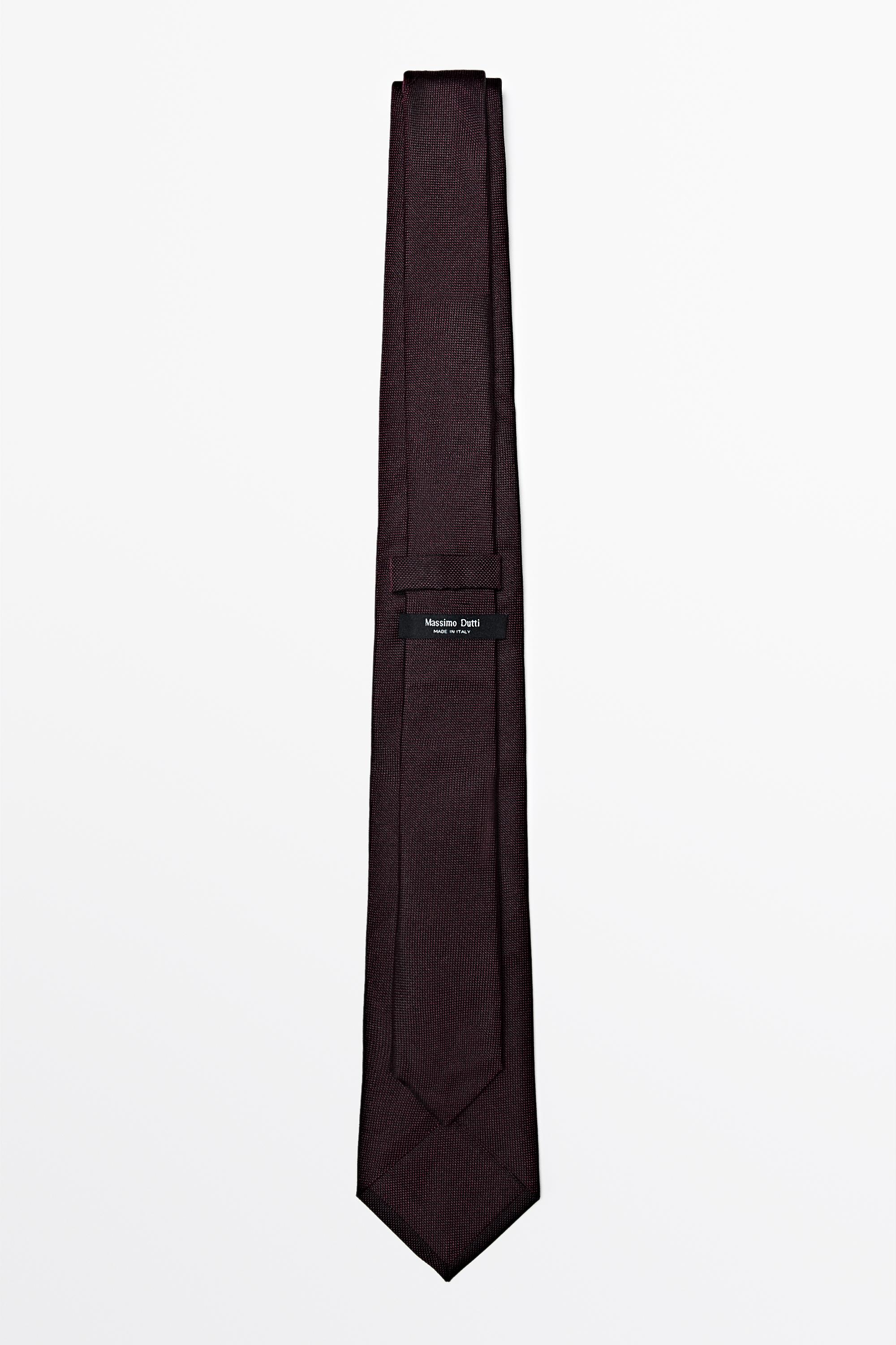 100% silk textured tie — white