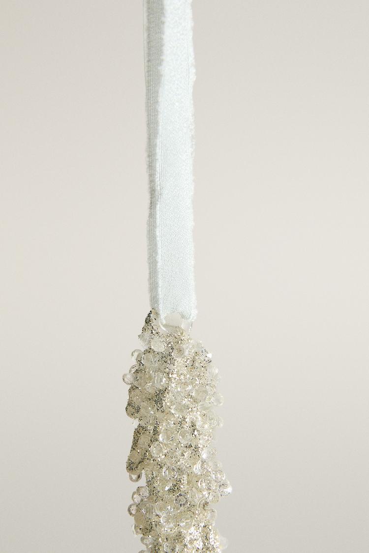 GLITTERY DROP CHRISTMAS TREE ORNAMENT — Silver