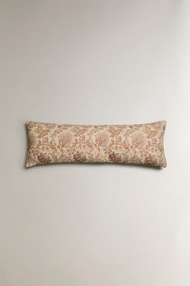 LONG LINEN CUSHION - Light beige by Zara - Image 2