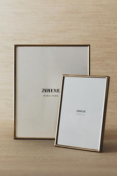GOLDEN METAL PHOTO FRAME - Golden by Zara