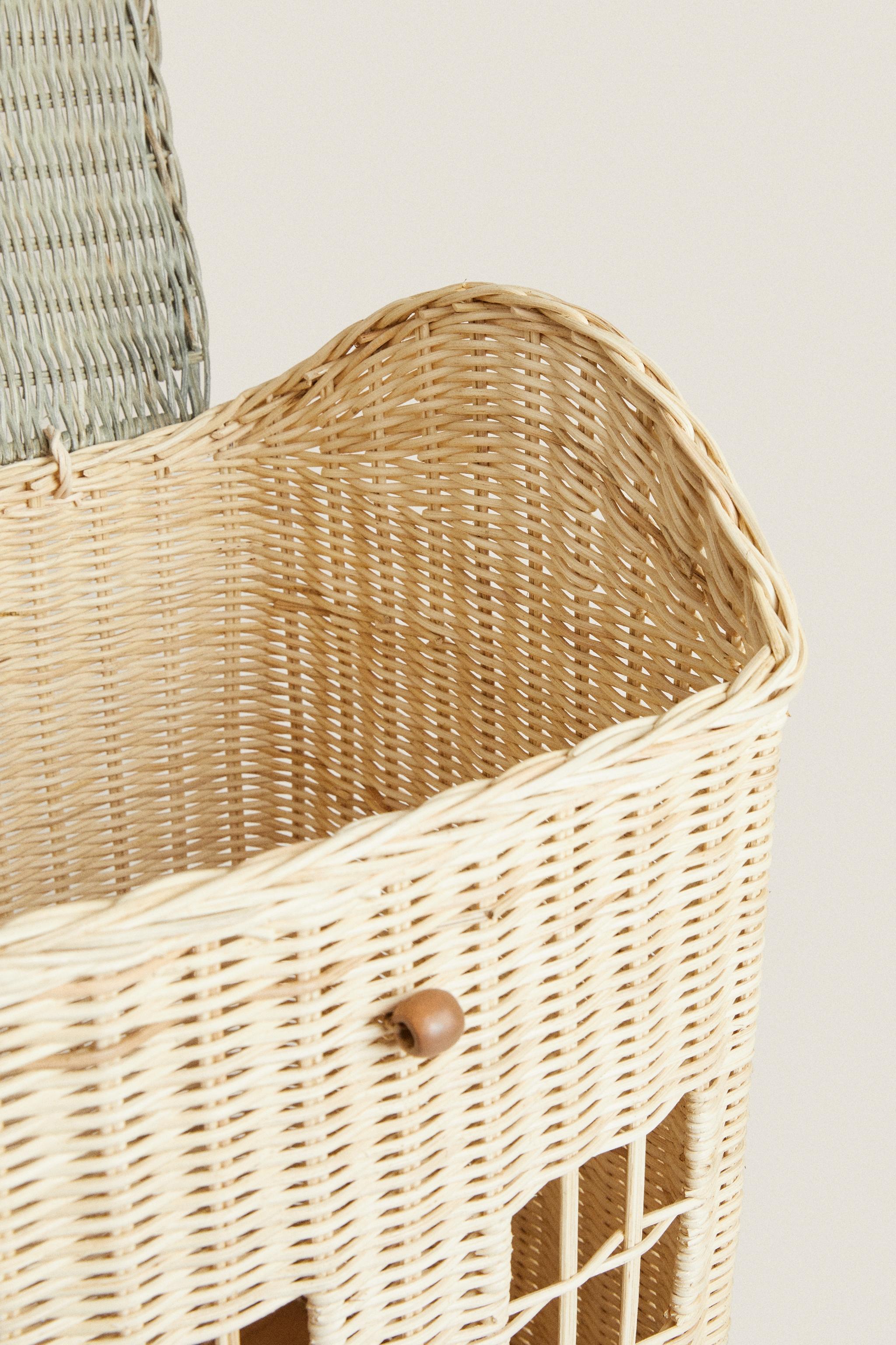 KIDS RATTAN HOUSE BASKET