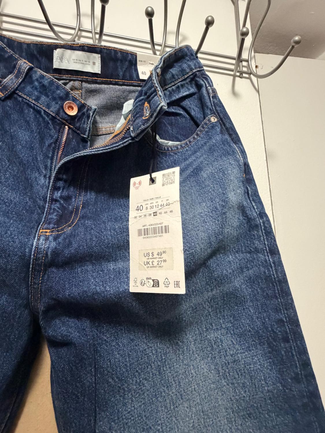 Z.05 HIGH WAIST RIGID MOM FIT JEANS - Image 2