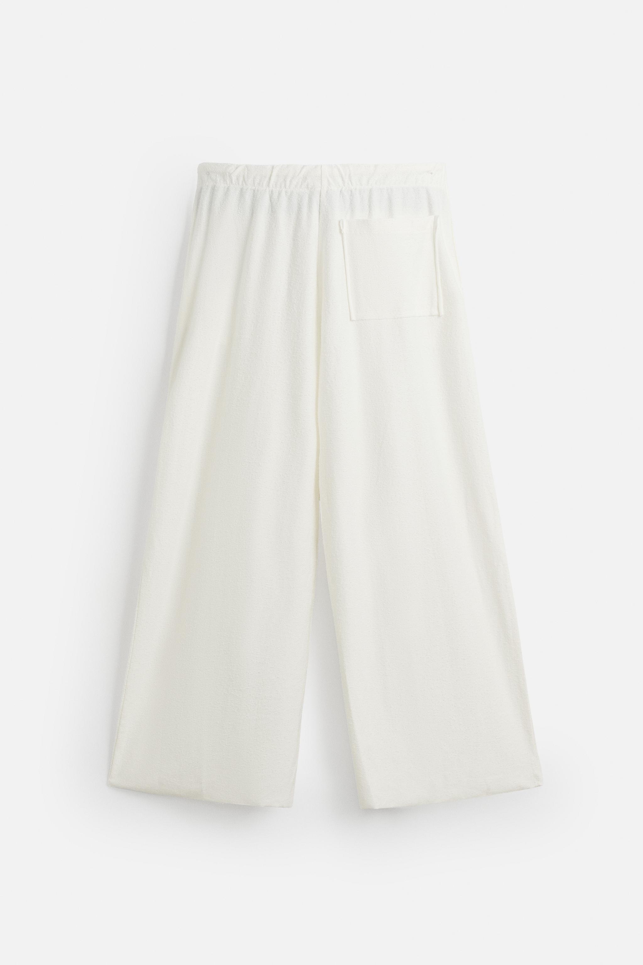 TEXTURED RELAXED FIT PANTS