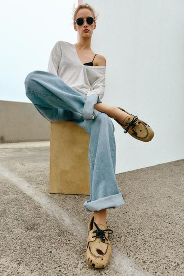 MOCASSINS EN CUIR AVEC EFFET FOURRURE ET IMPRIMÉ ANIMALIER - Multicolore de Zara - Image 0