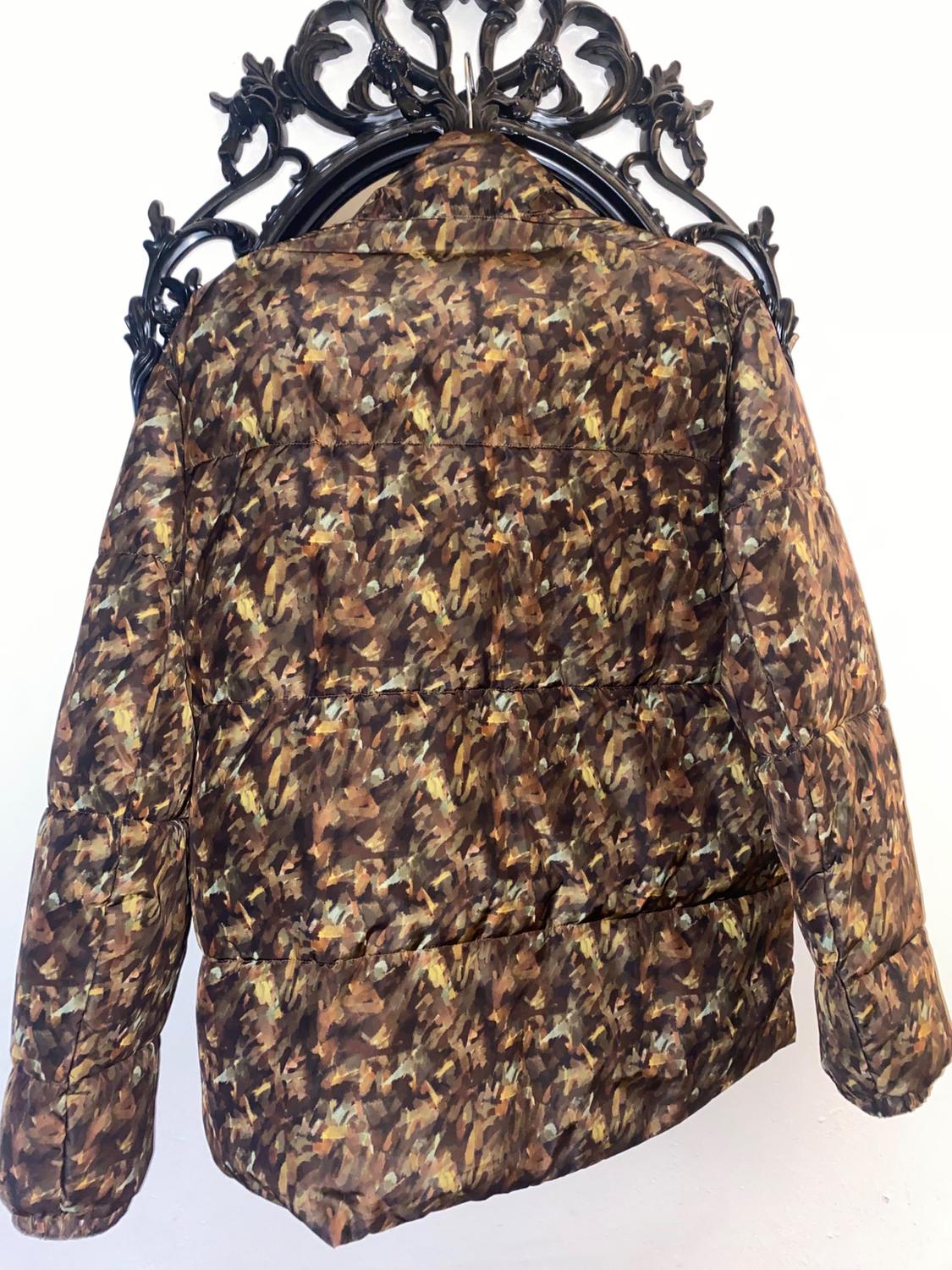 ABSTRACT PRINT QUILTED JACKET - Image 2