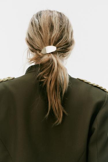 طقم مشابك معدنية هندسية - ذهبي الخاص بـ Zara