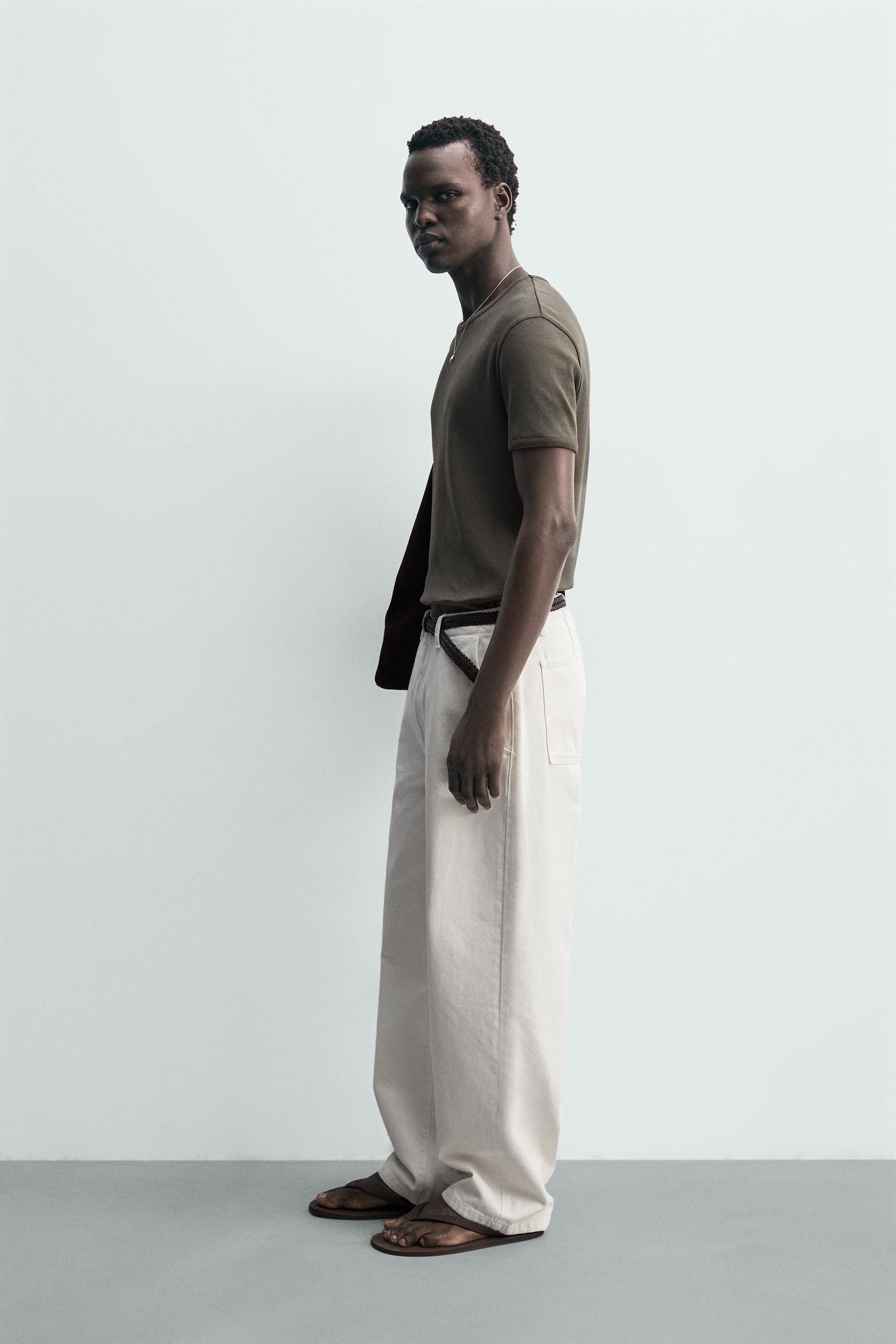 BASIC RIBBED T-SHIRT