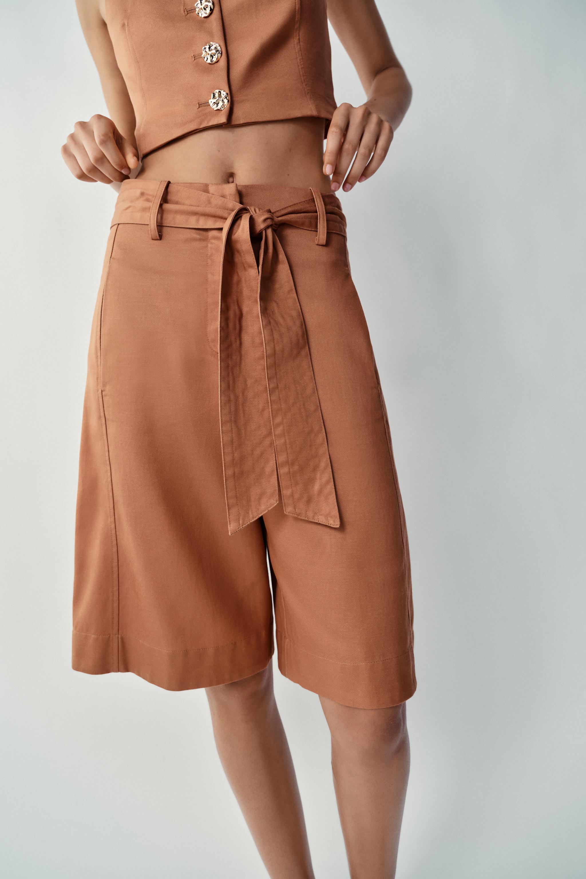 LONG BELTED SHORTS — Russet