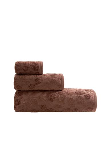 ANIMAL PRINT VELOUR BATH TOWEL - dark russet by Zara
