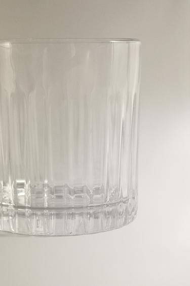 CRYSTALLINE TUMBLER WITH RAISED DESIGN - Transparent by Zara - Image 3