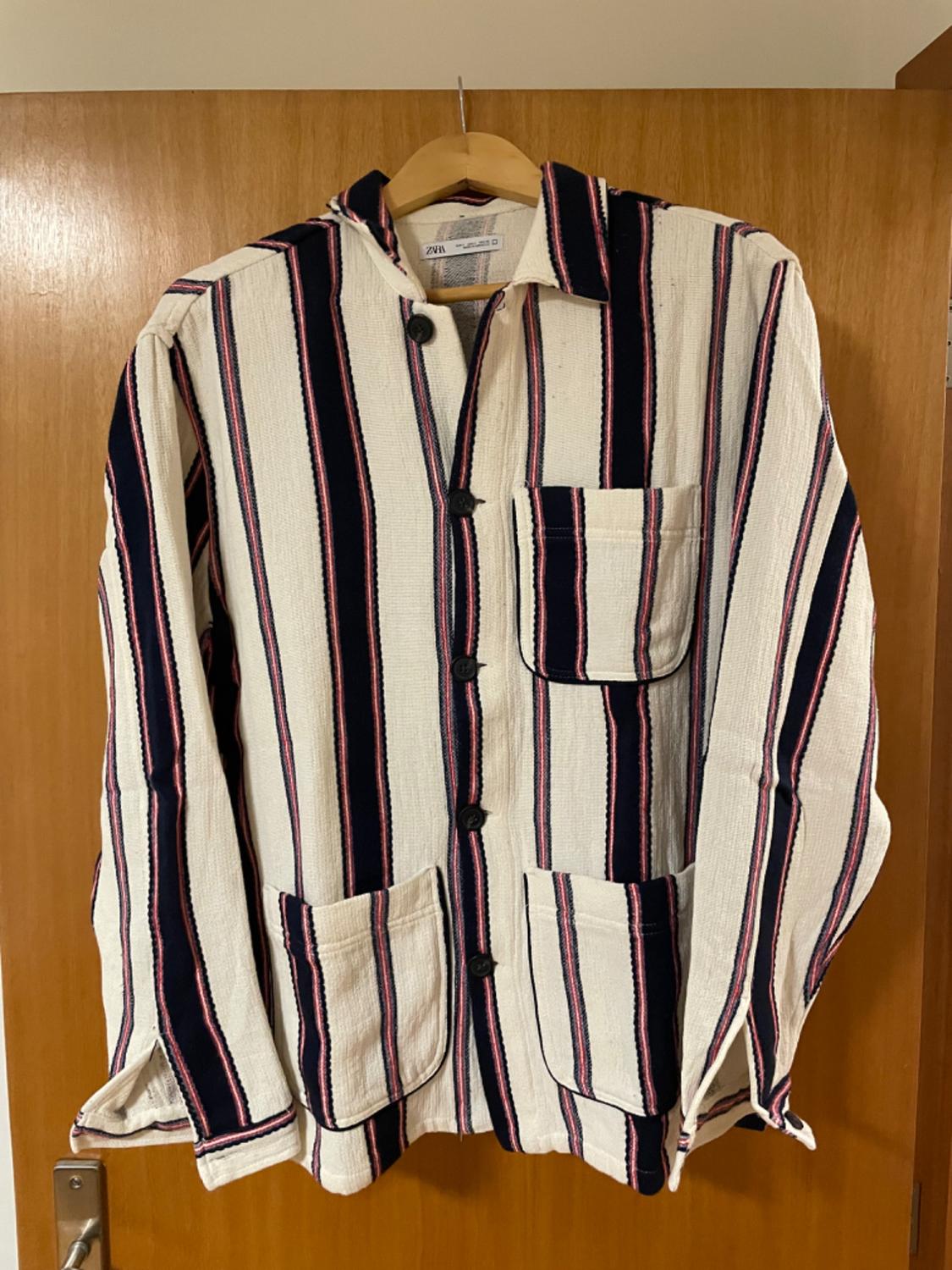 STRIPED TEXTURED OVERSHIRT