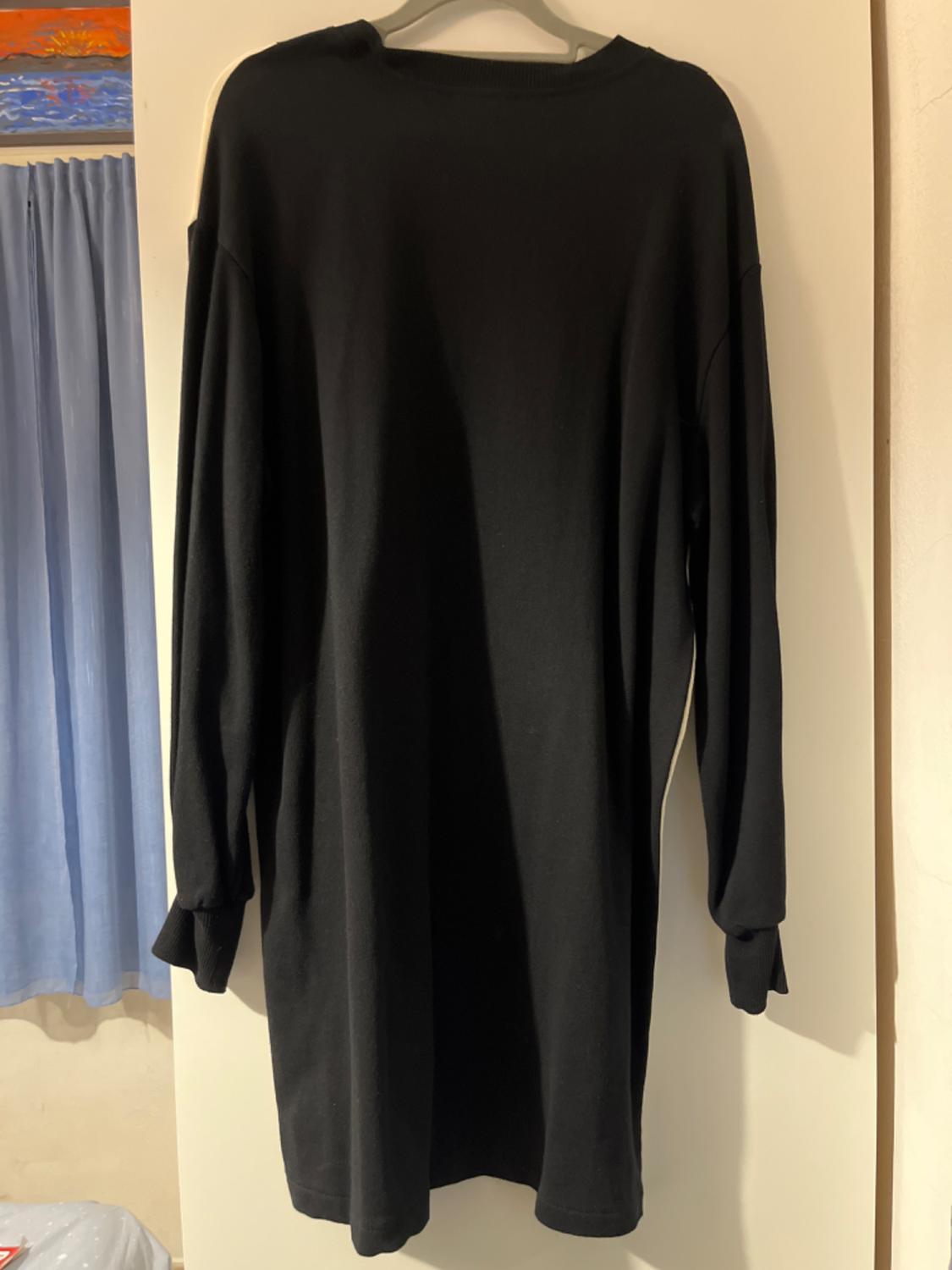COLOUR BLOCK DRESS - Image 2