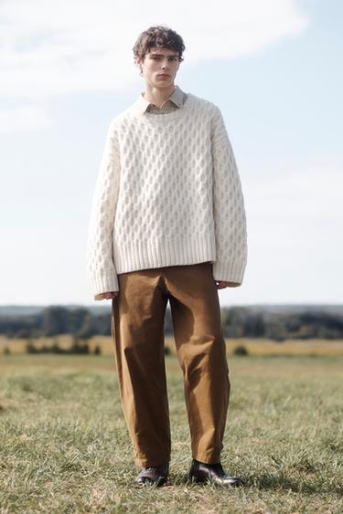 LIMITED EDITION GEOMETRIC JACQUARD SWEATER - Cream by Zara
