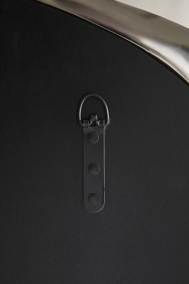 MIROIR ALUMINIUM IRREGULIER - Argent de Zara - Image 3