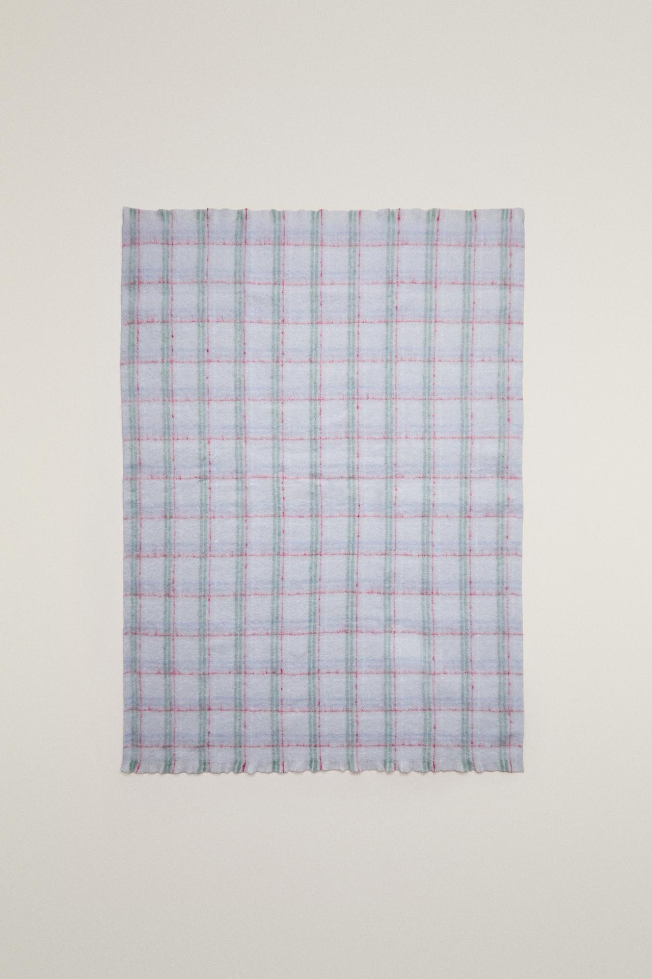 KIDS' BRUSHED FAUX FUR CHECK BLANKET — Blue