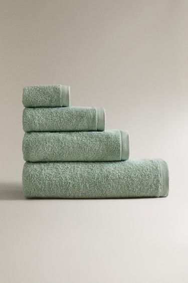 PLAIN COTTON TERRY BATH TOWEL (500 GXM²) - Green / Blue by Zara