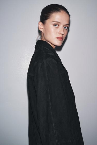 LIMITED EDITION ZW COLLECTION 100% SUEDE OVERSIZE BLAZER - Black by Zara - Image 4