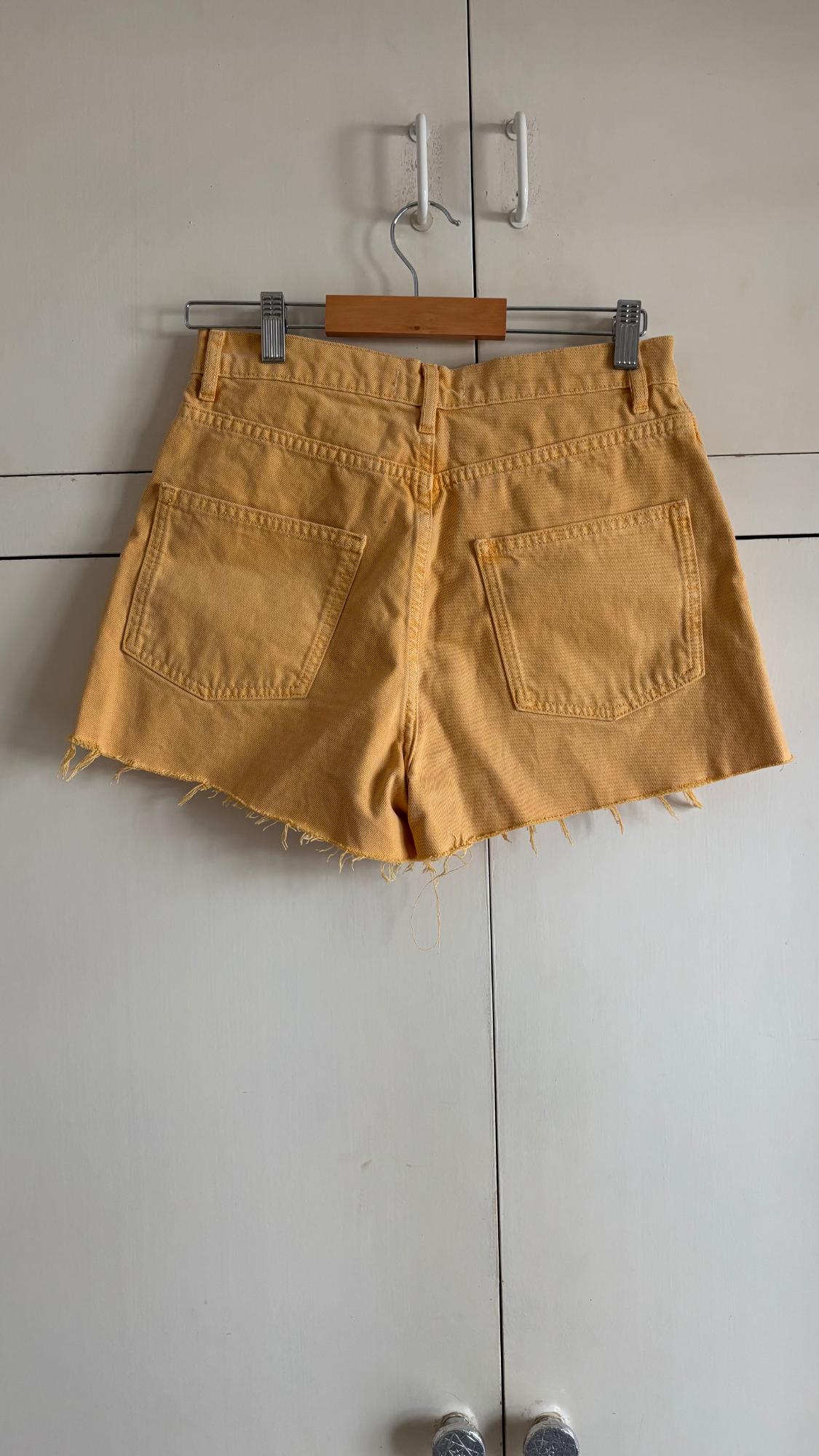 HI-RISE DENIM SHORTS - Image 2