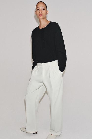 CAMISETA CUELLO PANADERO CON LINO - Negro de Zara