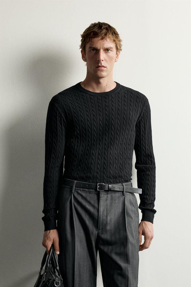100% COTTON CABLE-KNIT JUMPER