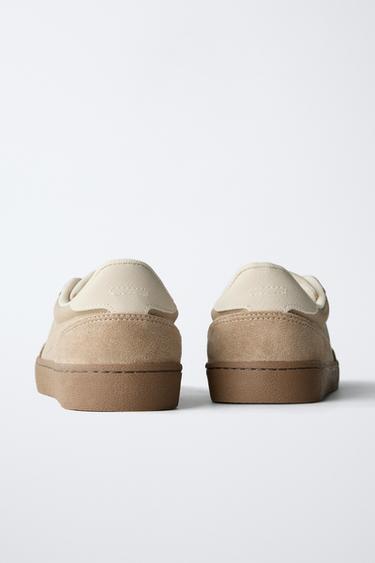 TENNIS DÉTAIL - Marron de Zara - Image 5