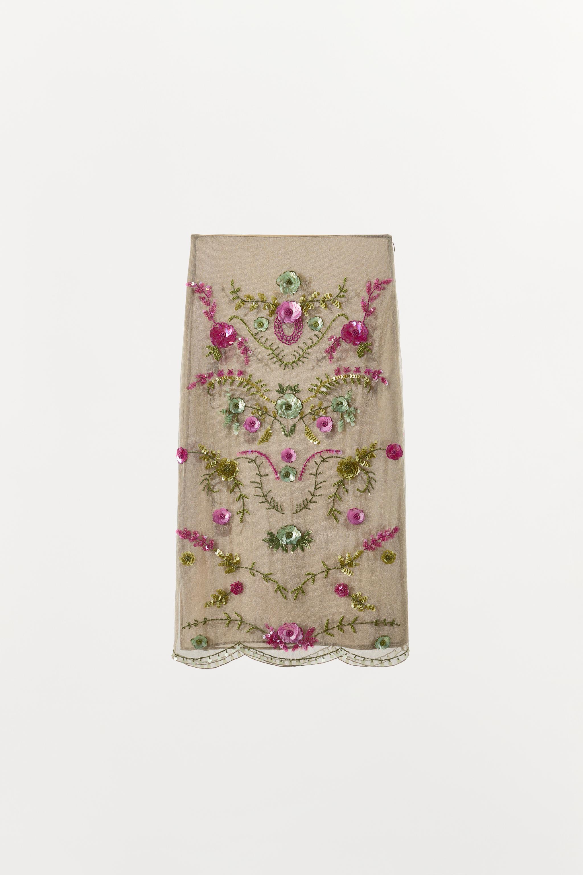 METALLIC THREAD BEADED SKIRT