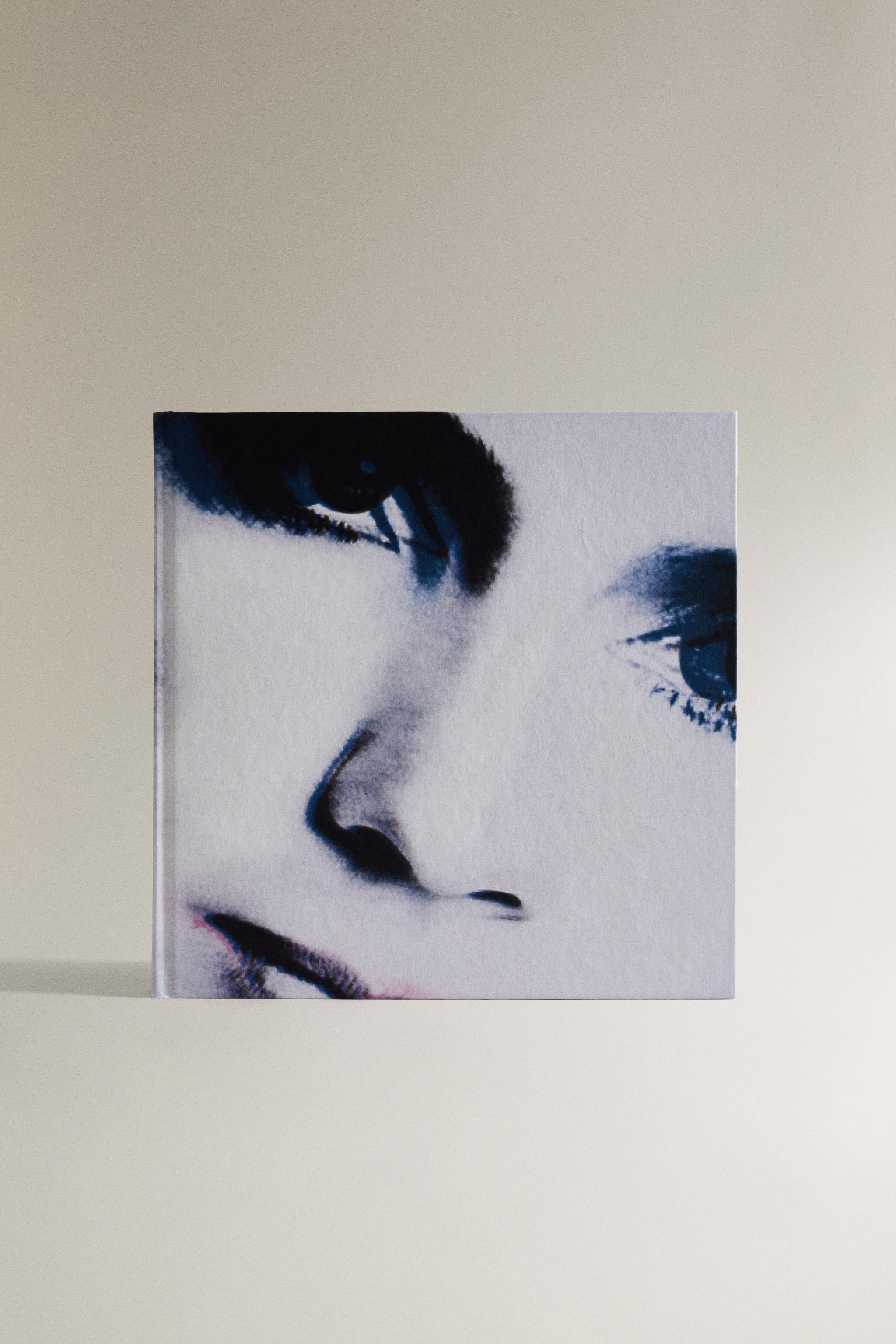 JIL SANDER BOOK (ENGLISH) — Black / White
