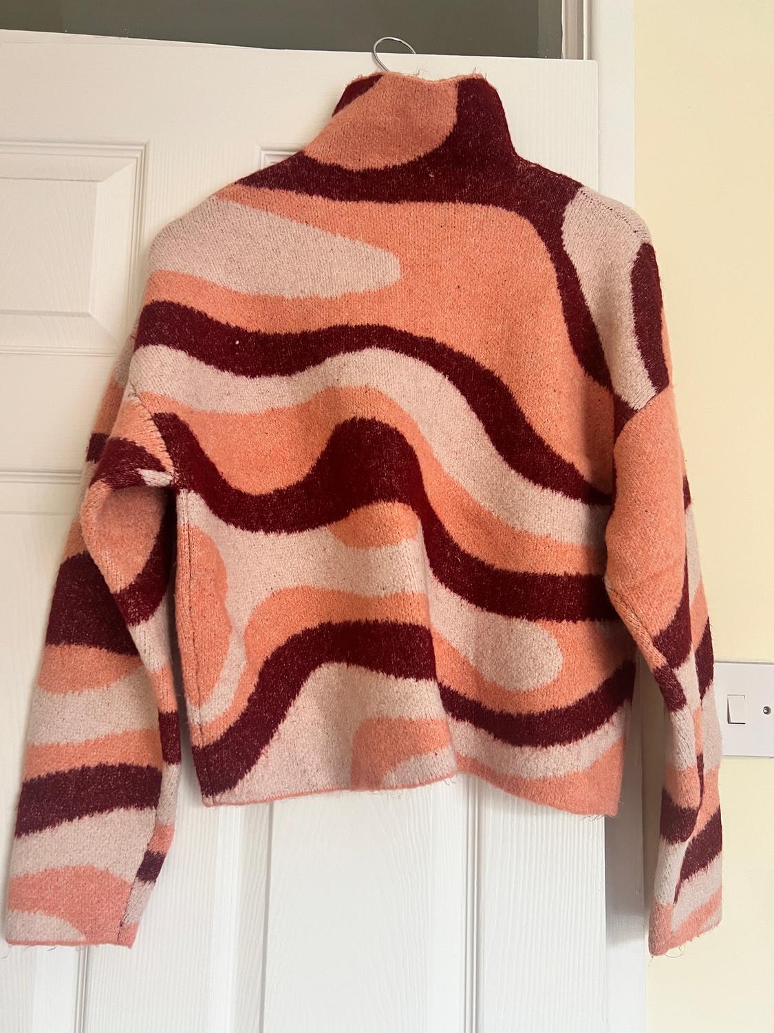JACQUARD ANIMAL PRINT KNIT SWEATER - Image 2