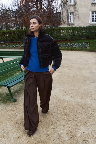 ANORAK EFECTO BRILLANTE WATER REPELLENT WINDPROOF - Negro de Zara