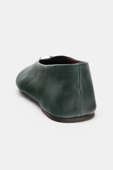LEATHER BALLET FLATS WITH APPLIQUÉ - Green by Zara - Image 4