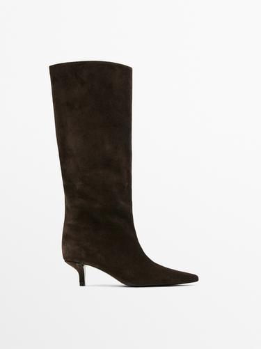 Bota serraje tacón - Marrón de Zara