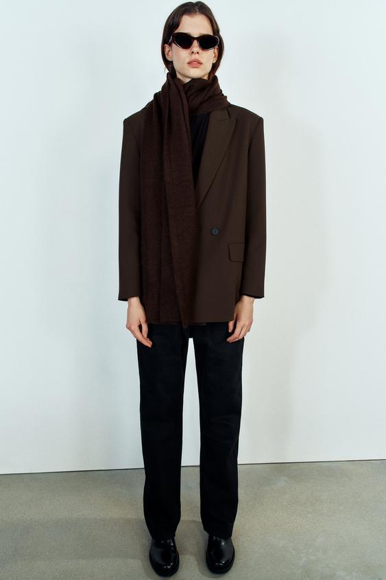 BUFANDA LISA BÁSICA - Marrón de Zara - Imagen 0