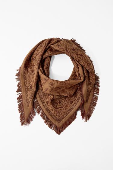 ТРИКУТНИЙ ЖАКАРДОВИЙ ШАРФ - бежево-коричневий Zara