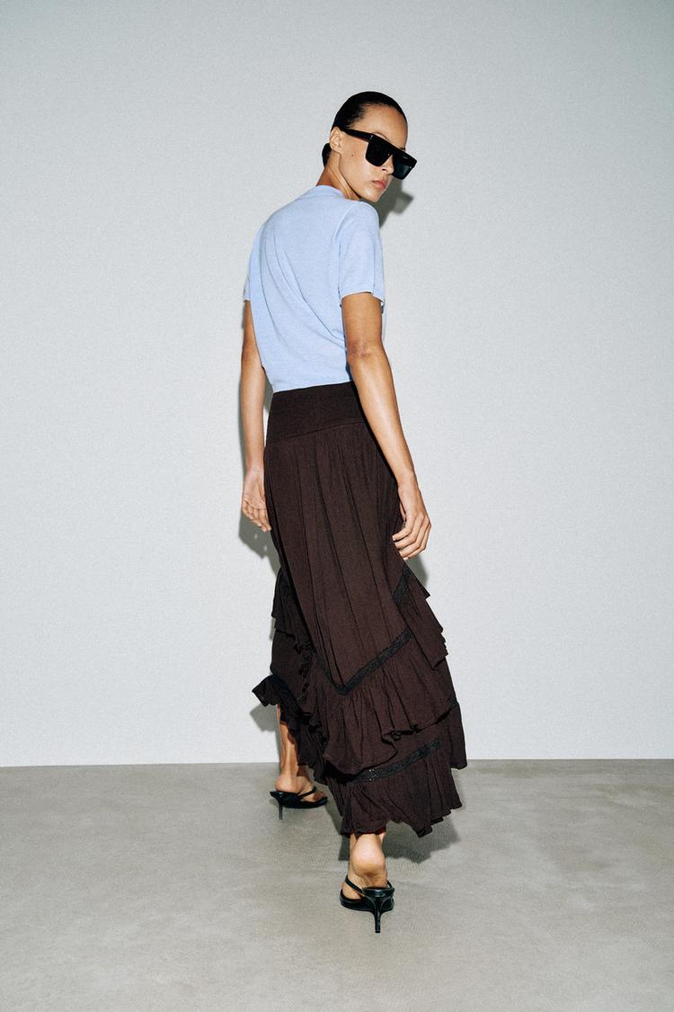 Falda midi con volantes 5