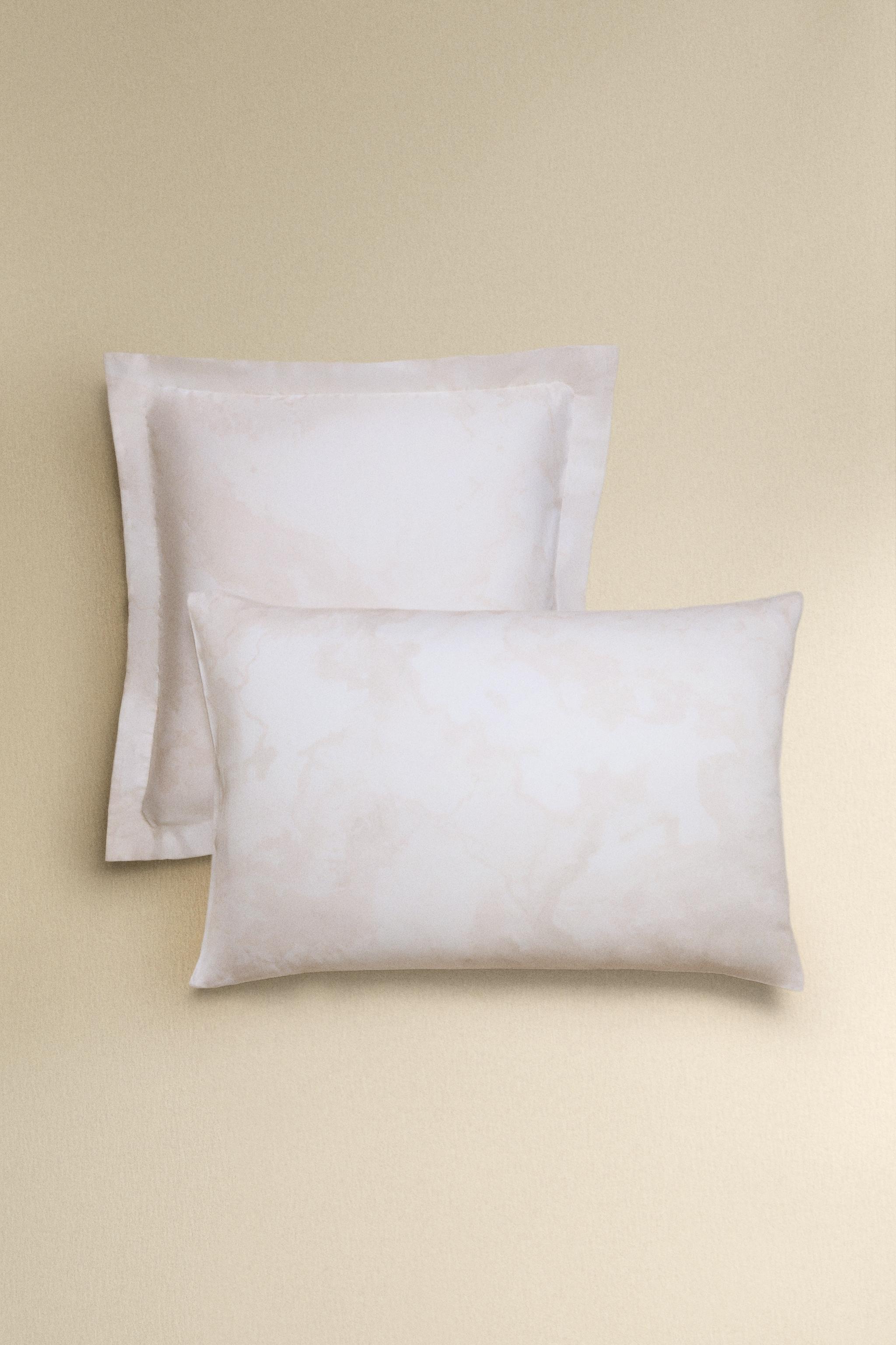 MARBLE PRINT PILLOWCASE — Oyster-white