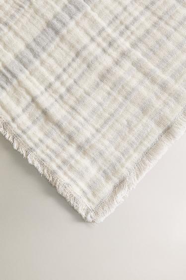 COUVERTURE ENFANT GAZE RAYURES - Bleu clair de Zara - Image 3