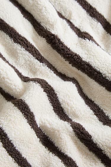 COLOURED STRIPE BATH TOWEL - Dark brown by Zara - Image 3